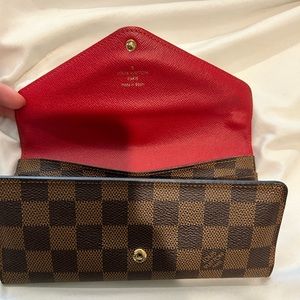 LOUIS VUITTON WALLET